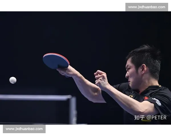 正手前冲弧圈球实战教学：5 分钟掌握鞭打式发力与精准拍型控制！