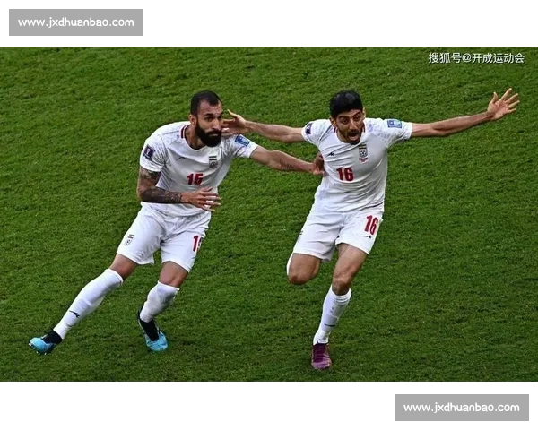 伊朗球迷的“特殊待遇”，赛后高喊：我的主队，永远是你们！