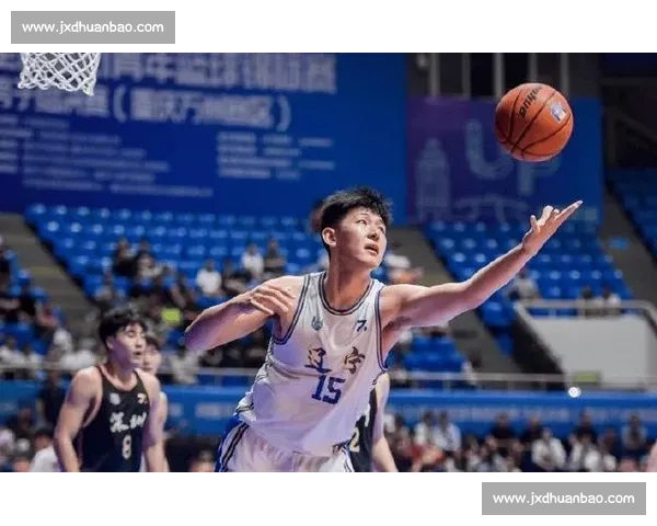 青春风暴席卷赛场，年轻球员挑大梁，展现惊人潜力！